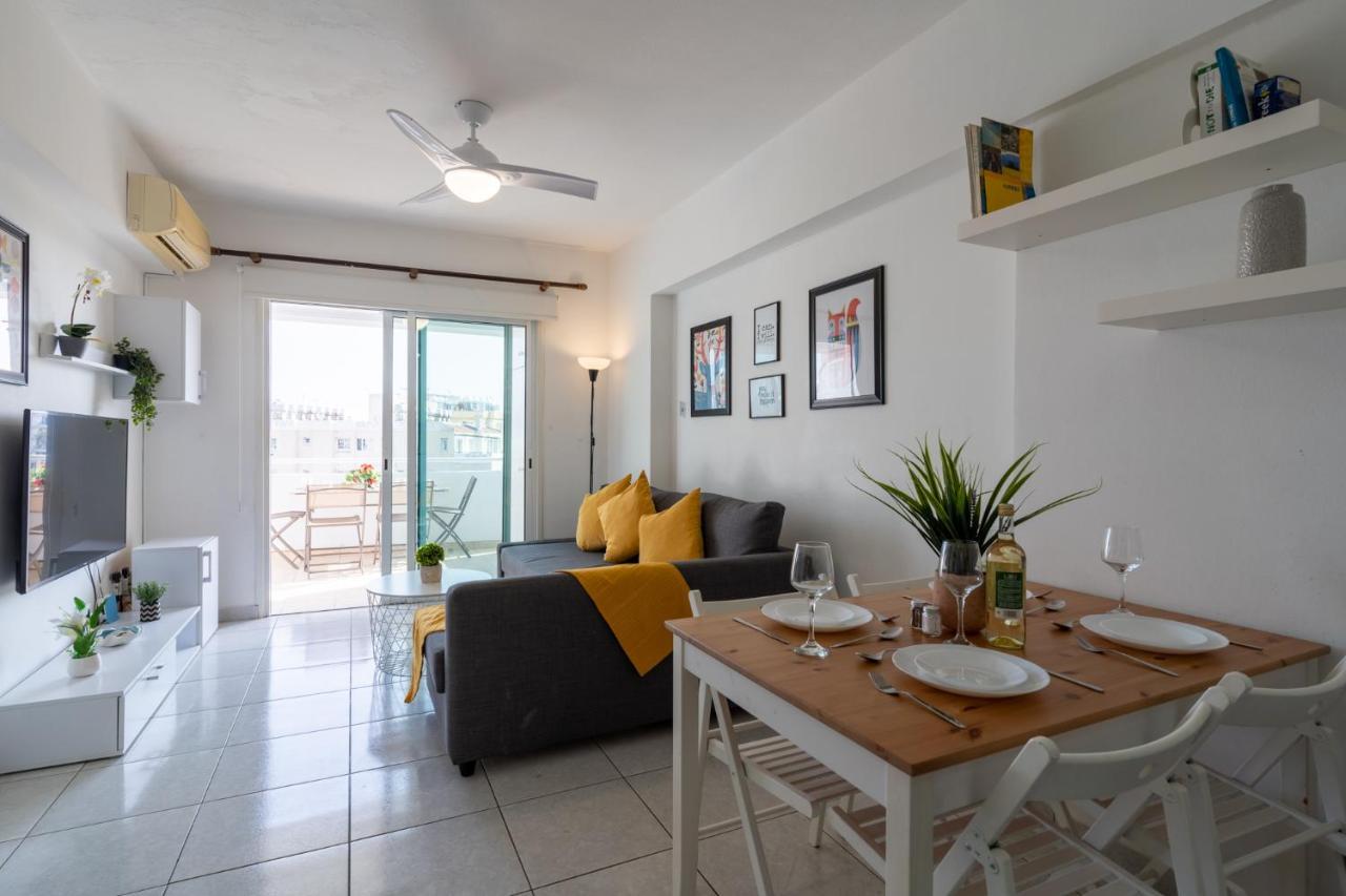 Anais 1-Bedroom Apartment In Mackenzie Larnaca Exterior photo