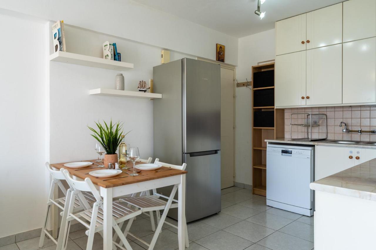 Anais 1-Bedroom Apartment In Mackenzie Larnaca Exterior photo